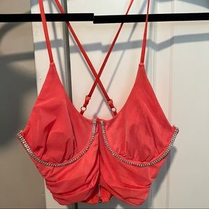 OH POLLY KEYHOLE RUCHED CROP TOP